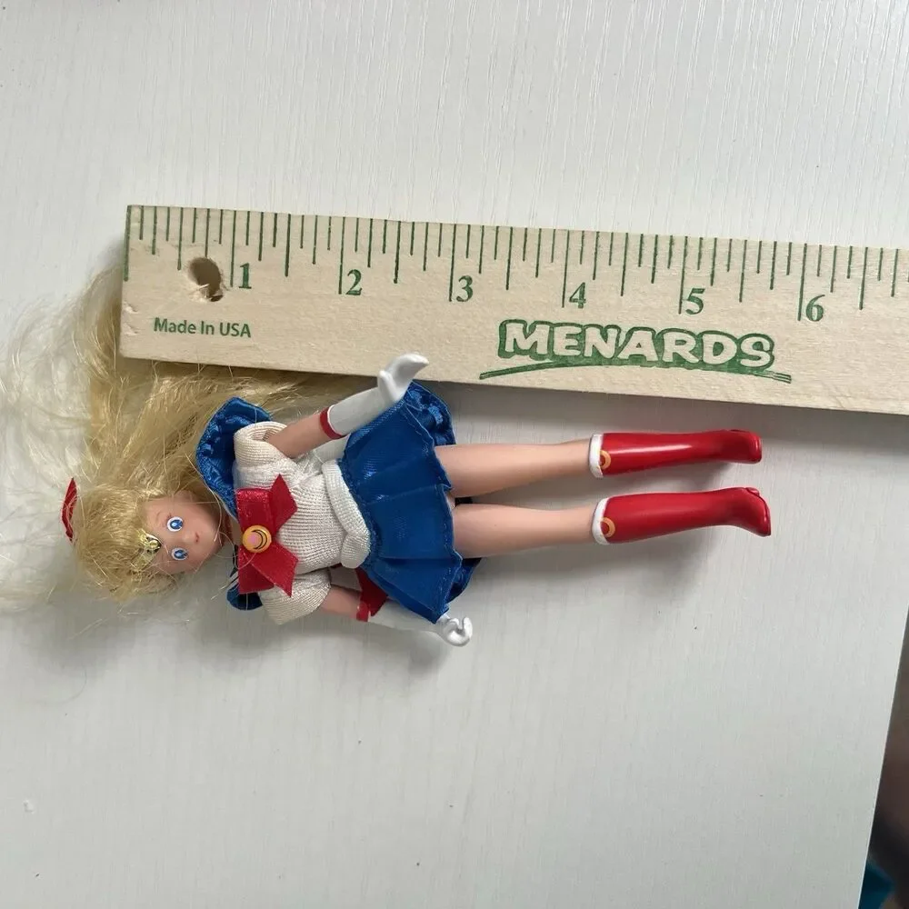 Lot of 2 Vintage 2000 Irwin Toy Sailor Moon & Sailor Venus 6